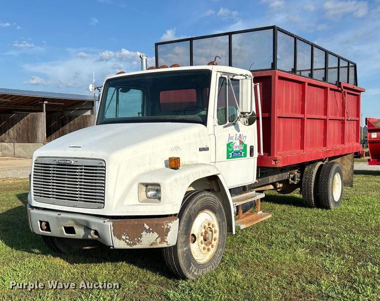 Freightliner FL70 Equipment Image0