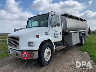 1996 Freightliner FL70 Equipment Image0