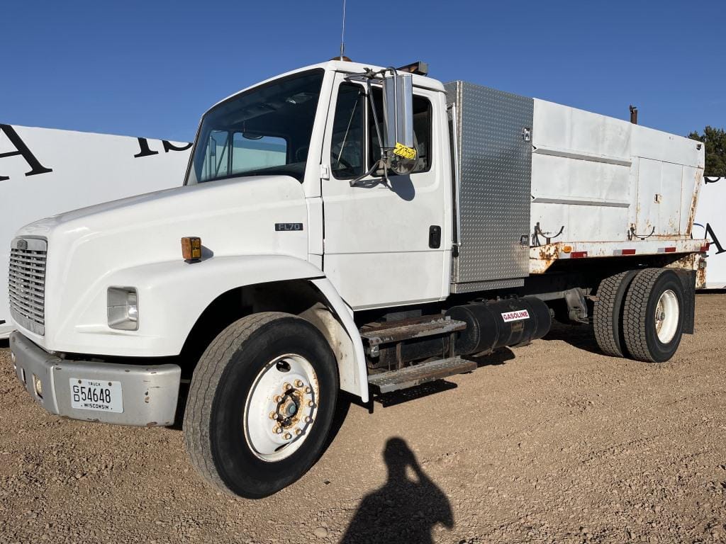Main image Freightliner FL-70