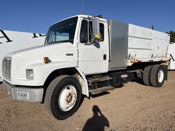 Main image Freightliner FL-70