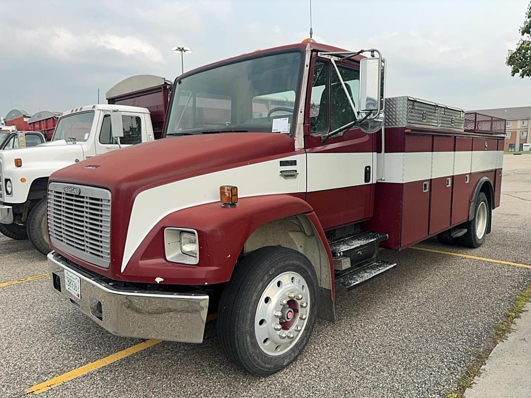 Image of Freightliner FL70 Primary image