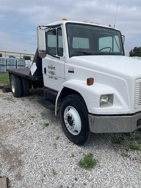 Main image Freightliner FL70