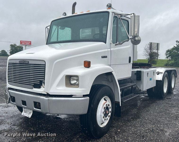 Main image Freightliner FL80