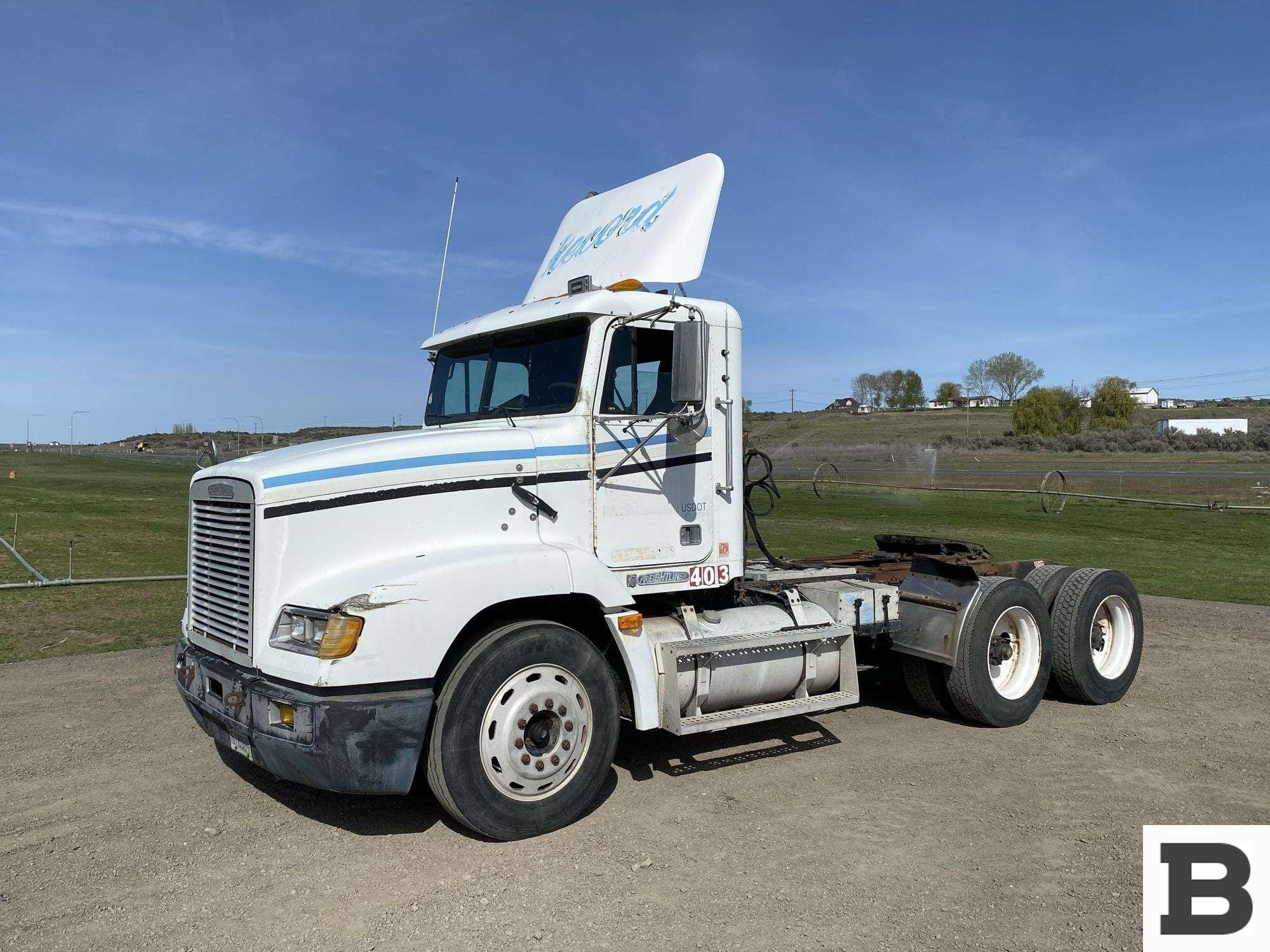 Main image Freightliner FLD112