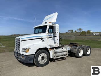 Main image Freightliner FLD112