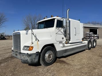 Main image Freightliner FLD120