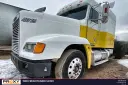 1996 Freightliner FLD120 Image