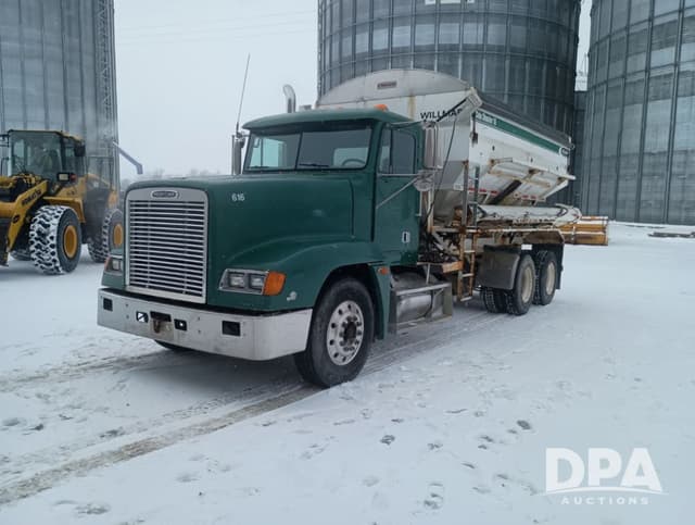 Image of Freightliner FLD120 equipment image 3