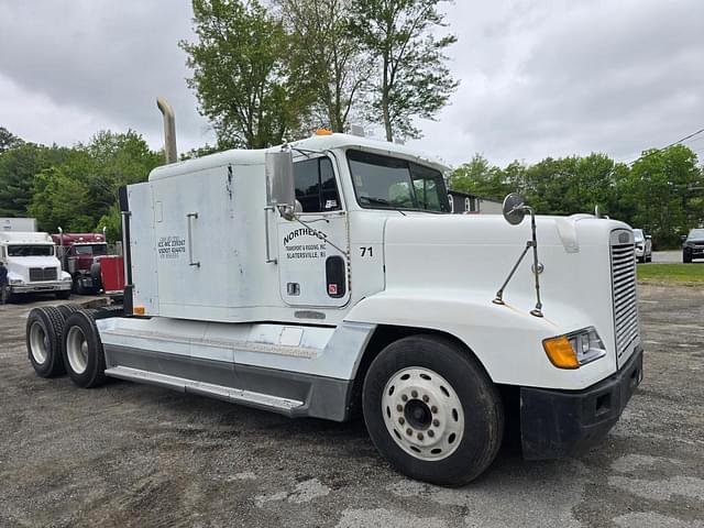 Image of Freightliner USF-1E equipment image 4