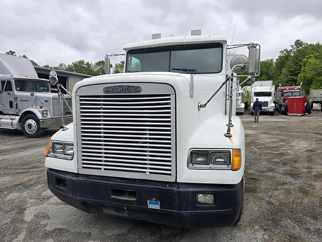 Image of Freightliner USF-1E equipment image 1