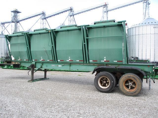 Image of Galyean Fertilizer Tender Trailer equipment image 4