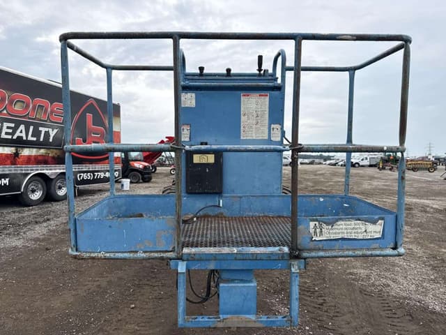 Image of Genie Z-45/22 equipment image 4