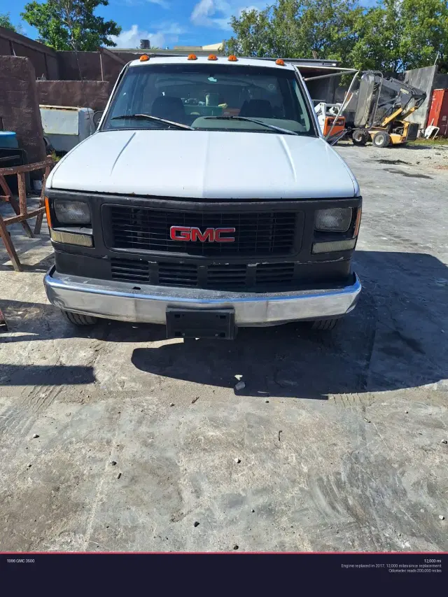 Image of GMC 3500 equipment image 3