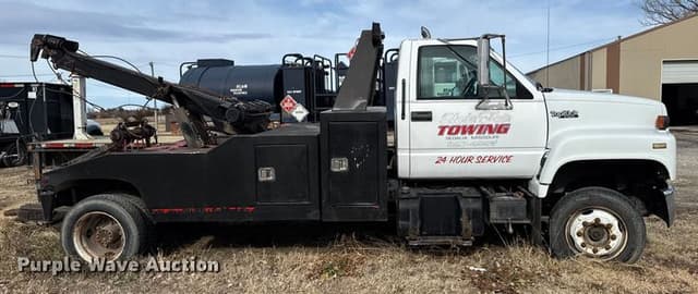 Image of GMC Topkick equipment image 3