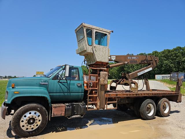 Image of GMC TopKick C7000 equipment image 2
