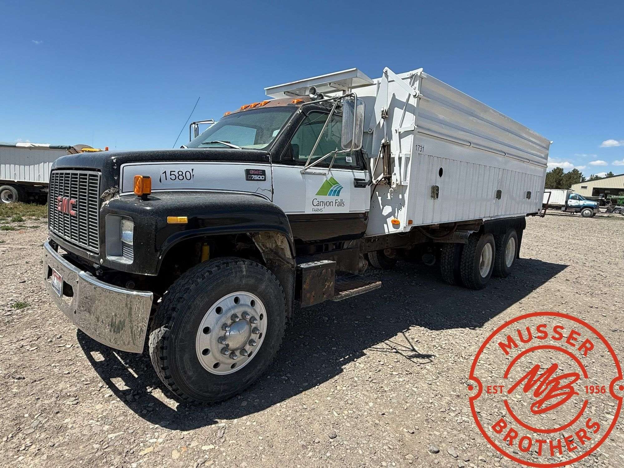 1996 GMC Topkick C7500 Equipment Image0