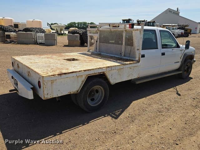 Image of GMC 3500 equipment image 4