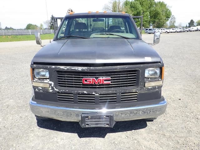 Image of GMC 3500 equipment image 1