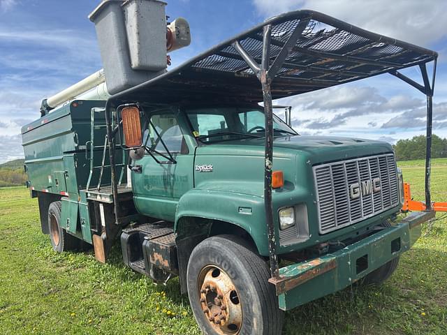 Image of GMC Topkick equipment image 1