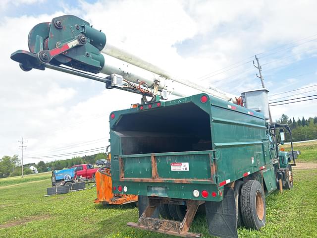 Image of GMC Topkick equipment image 2
