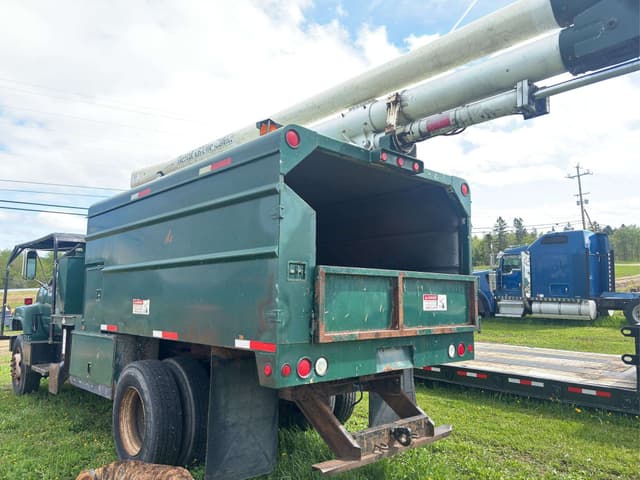 Image of GMC Topkick equipment image 3