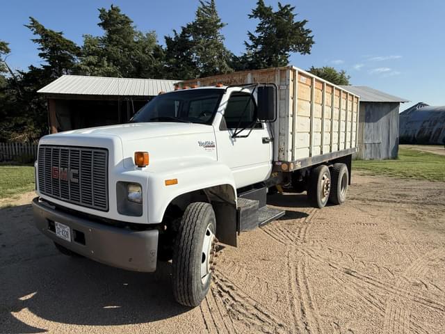 Image of GMC Topkick C7500 equipment image 1