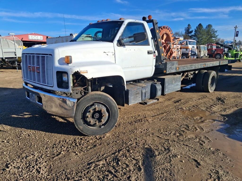 1996 GMC Topkick C7500 Equipment Image0