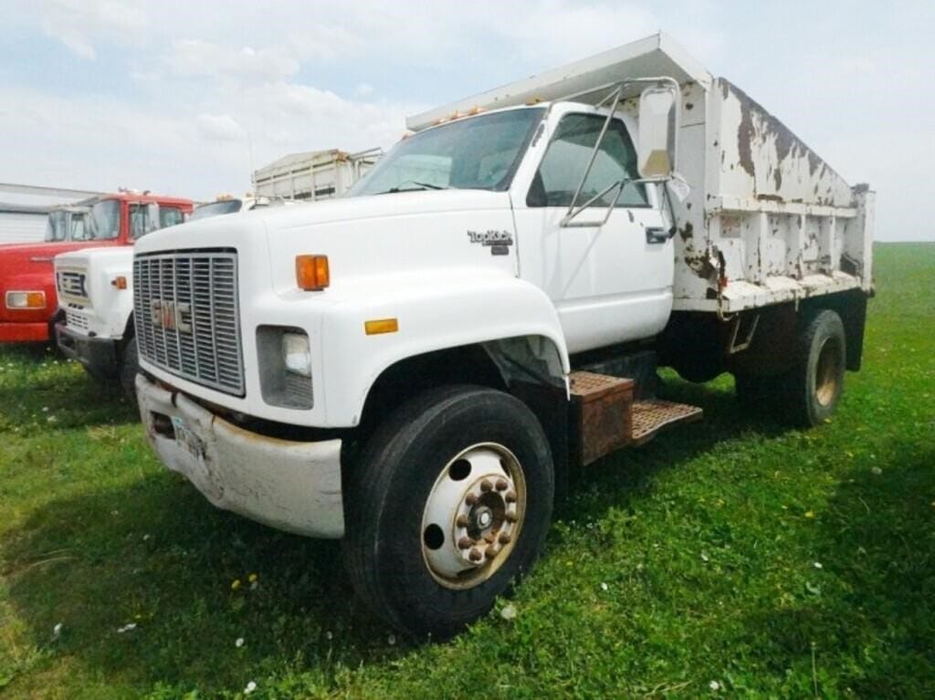 1996 GMC Topkick Equipment Image0