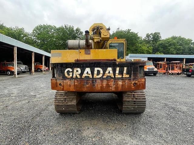 Image of Gradall XL4200 equipment image 2