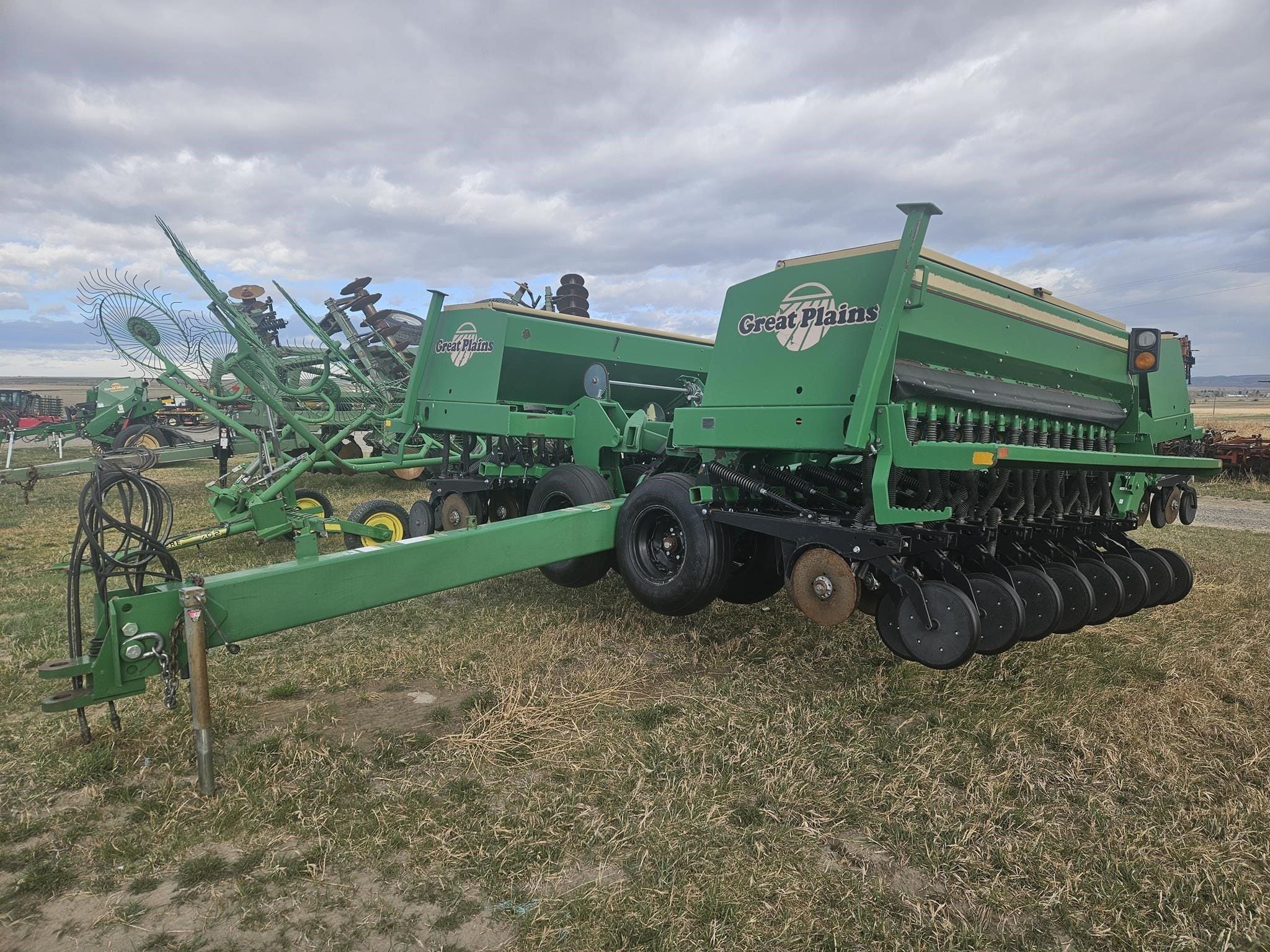 1996 Great Plains 3S3000F Equipment Image0