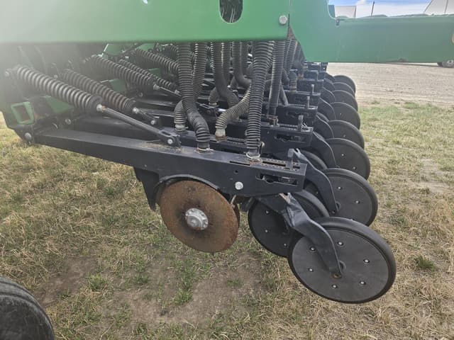 Image of Great Plains 3S3000F equipment image 2