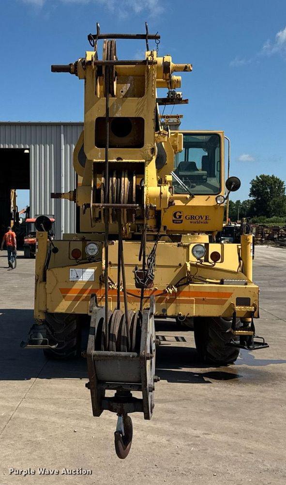 Image of Grove RT422 equipment image 1