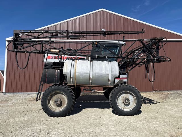 Image of Hagie 284 equipment image 1