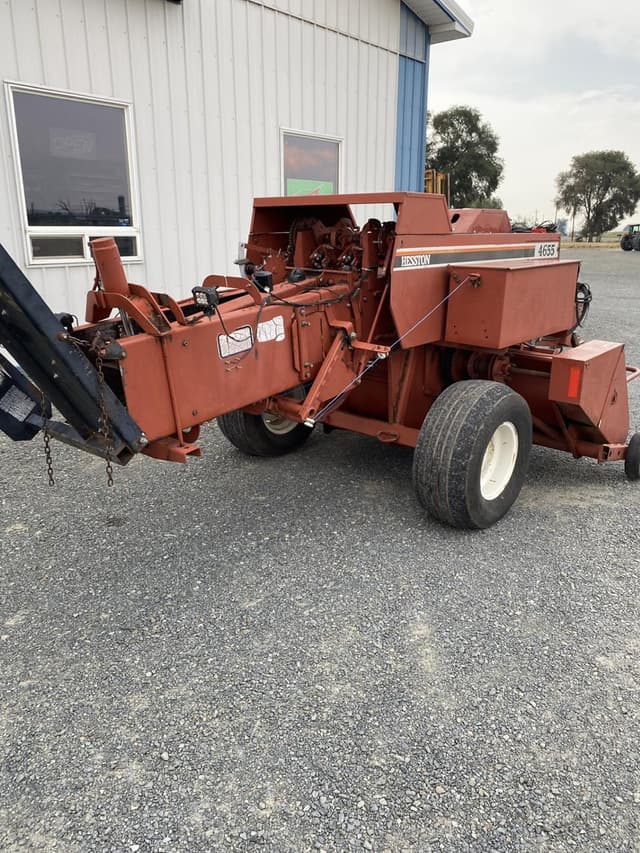 Image of Hesston 4655 equipment image 2