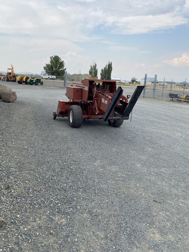 Image of Hesston 4655 equipment image 1