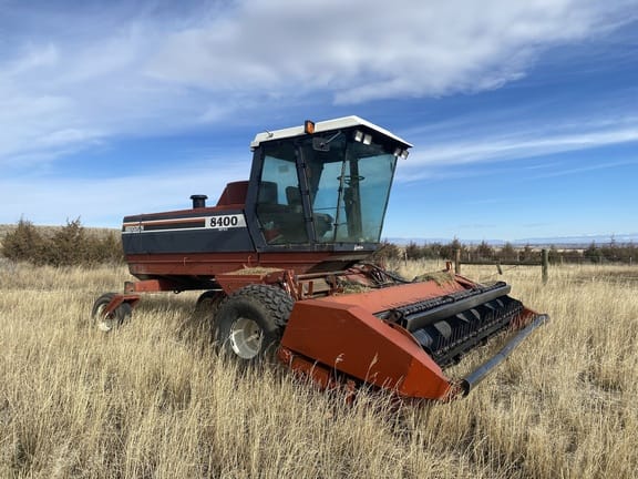 Main image Hesston 8400