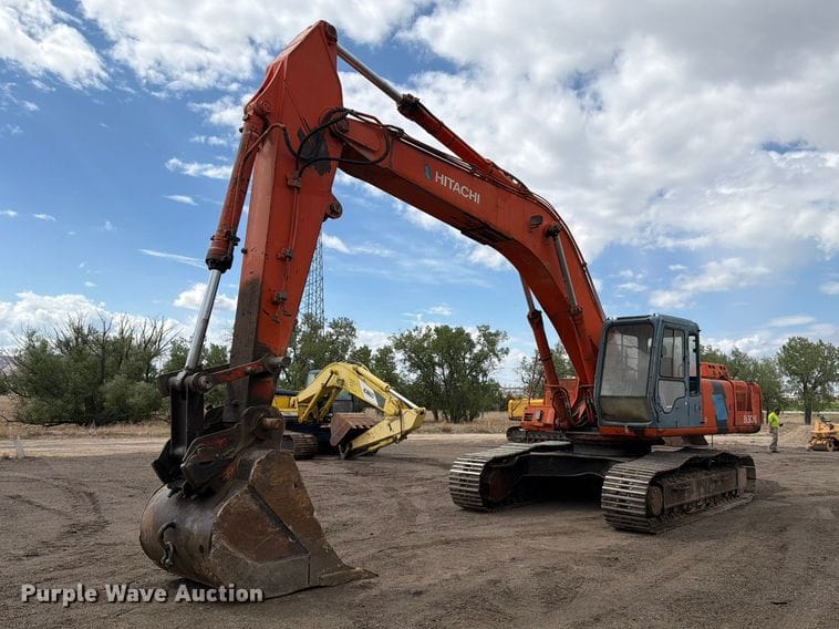 1996 Hitachi EX300LC-3 Equipment Image0