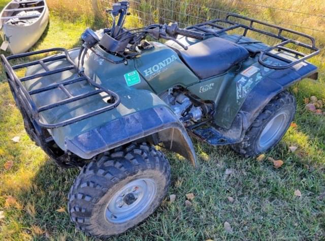Image of Honda Fourtrax 300 equipment image 1