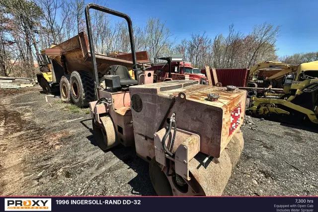 Image of Ingersoll Rand DD-32 equipment image 2