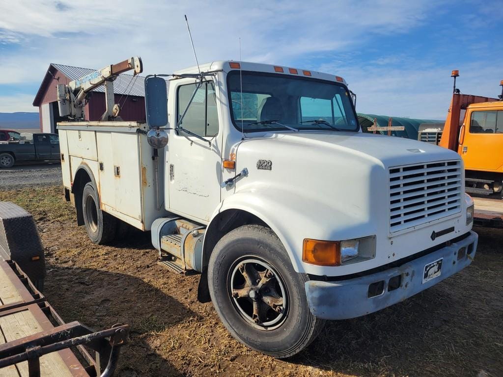 Main image International 4700