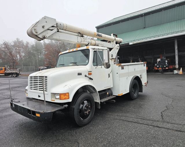 Image of International 4700 equipment image 1