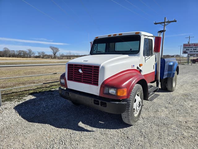 Image of International 4700 equipment image 3