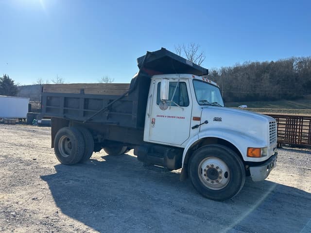 Image of International 4700 equipment image 2