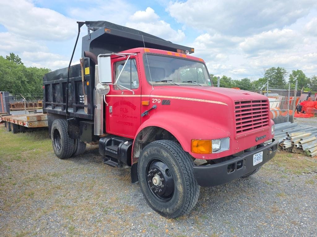 1996 International 4700 Equipment Image0