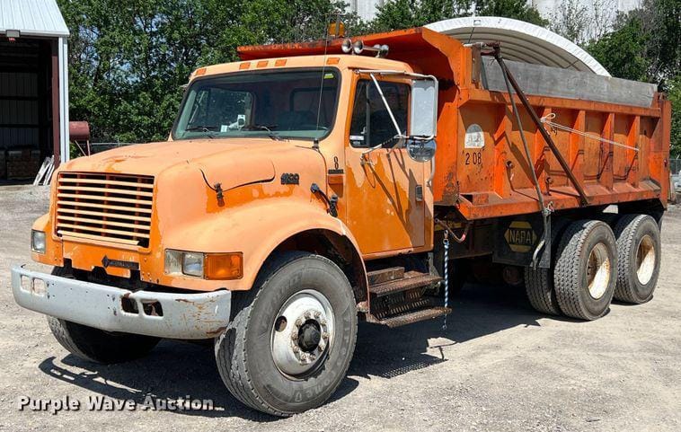 Main image International 4900