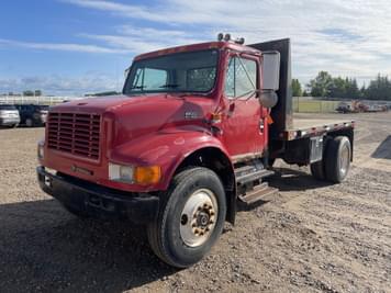 Main image International 4900