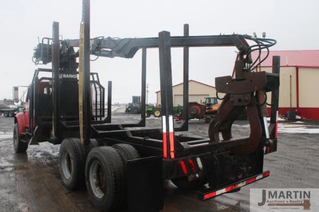 Image of International 4900 equipment image 2