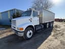1996 International 8100 Image