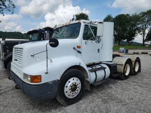 1996 International 8200 Image