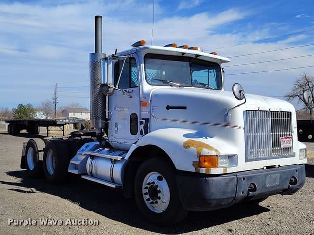 Image of International 9200 equipment image 2